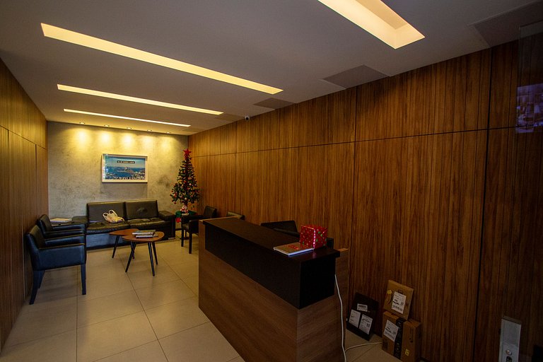 Leblon – Recém-reformado com vista Mar.