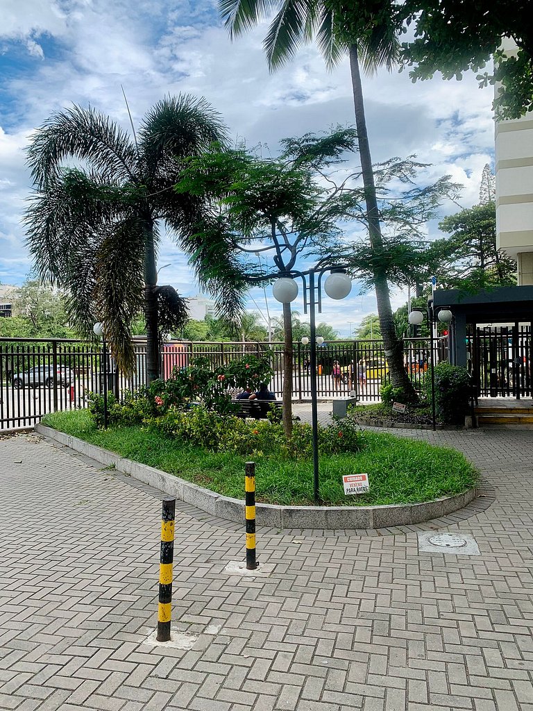 Leblon – Recém-reformado com vista Mar.