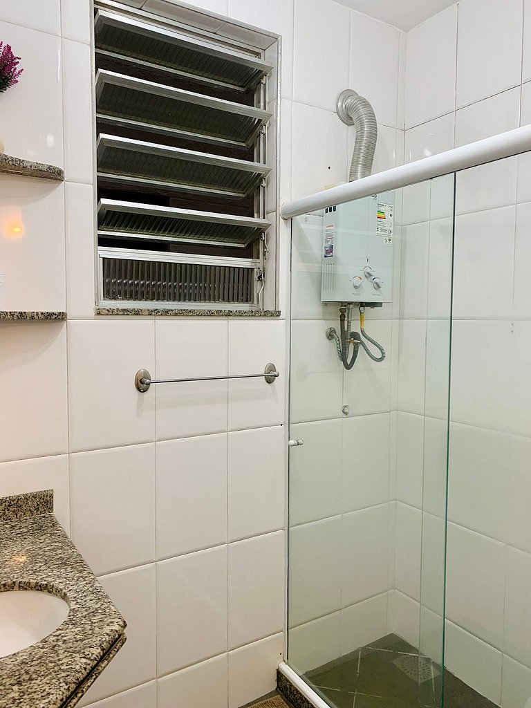 Copacabana- Great location in Baixo Copa.